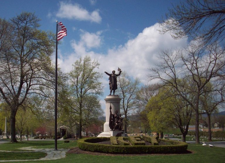 578 130306142971 768x556