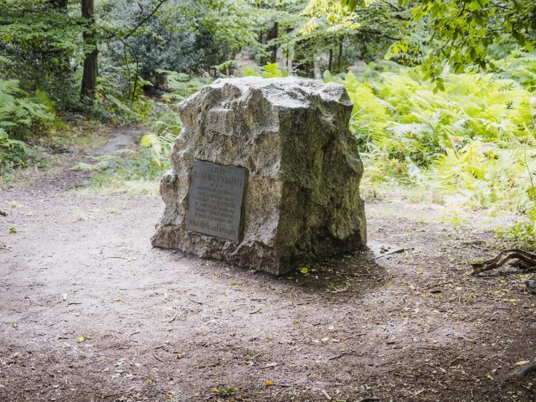 Gypsy Smith Memorial 768x576