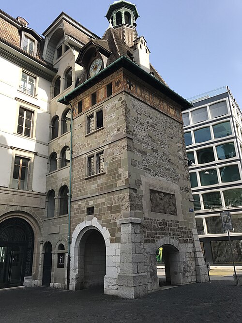 500px Tour de Molard a Geneve   2